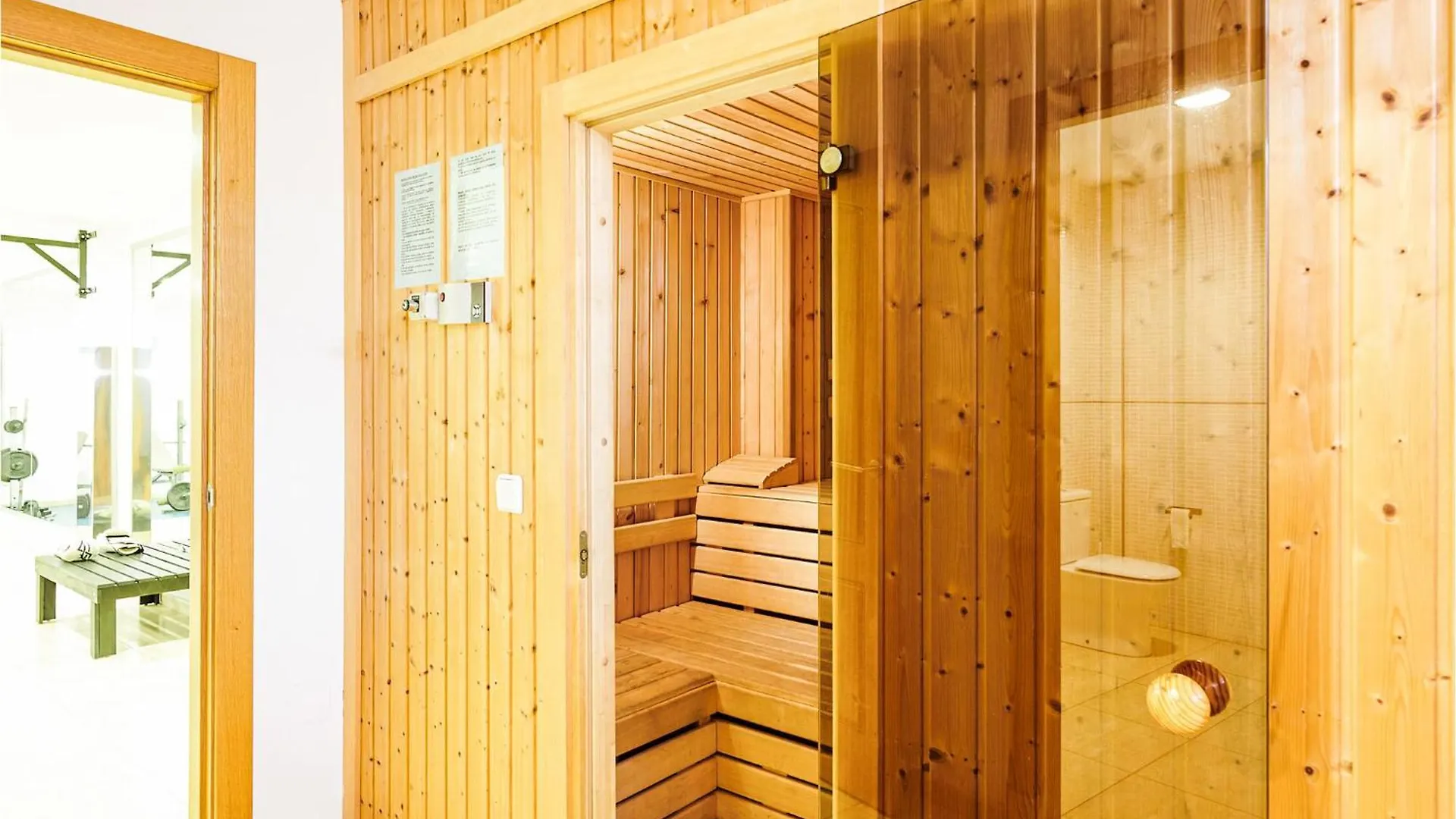 Gorgeous Apartment In Granada With Wifi Hiszpania